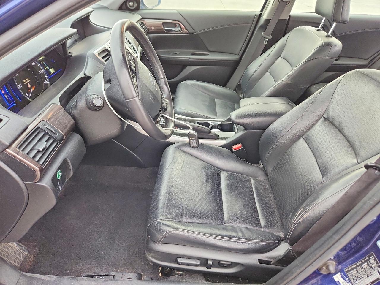 2017 Honda Accord Hybrid Exl - Image 7