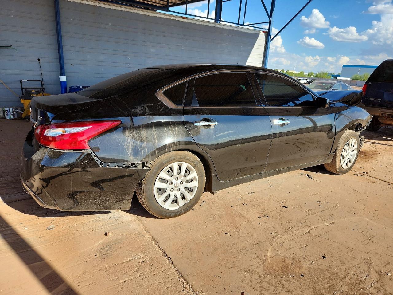 2017 Nissan Altima 2.5 S - Фото 3