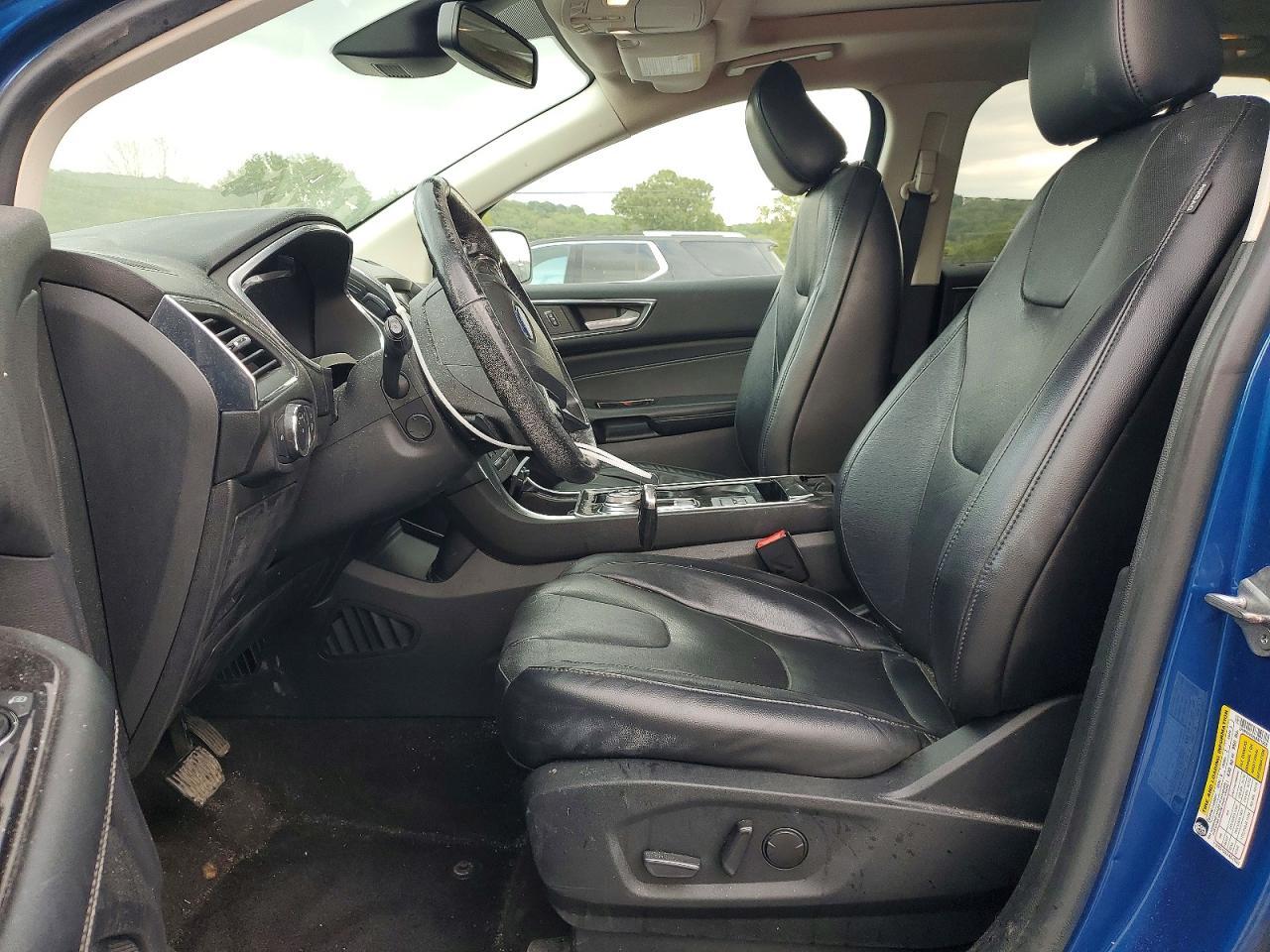 2020 Ford Edge Titanium - Image 7