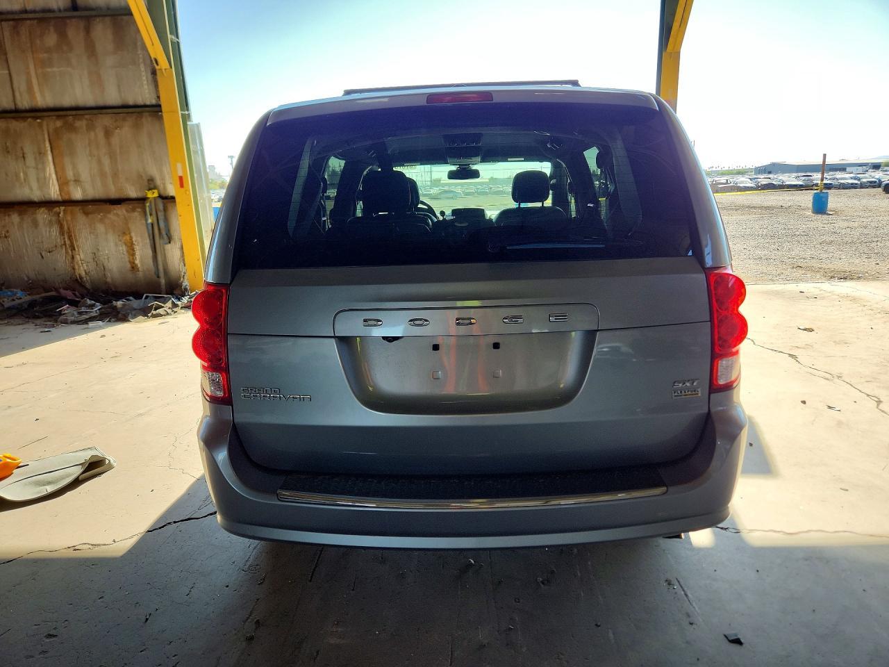 2019 Dodge Grand Caravan Sxt - Image 6