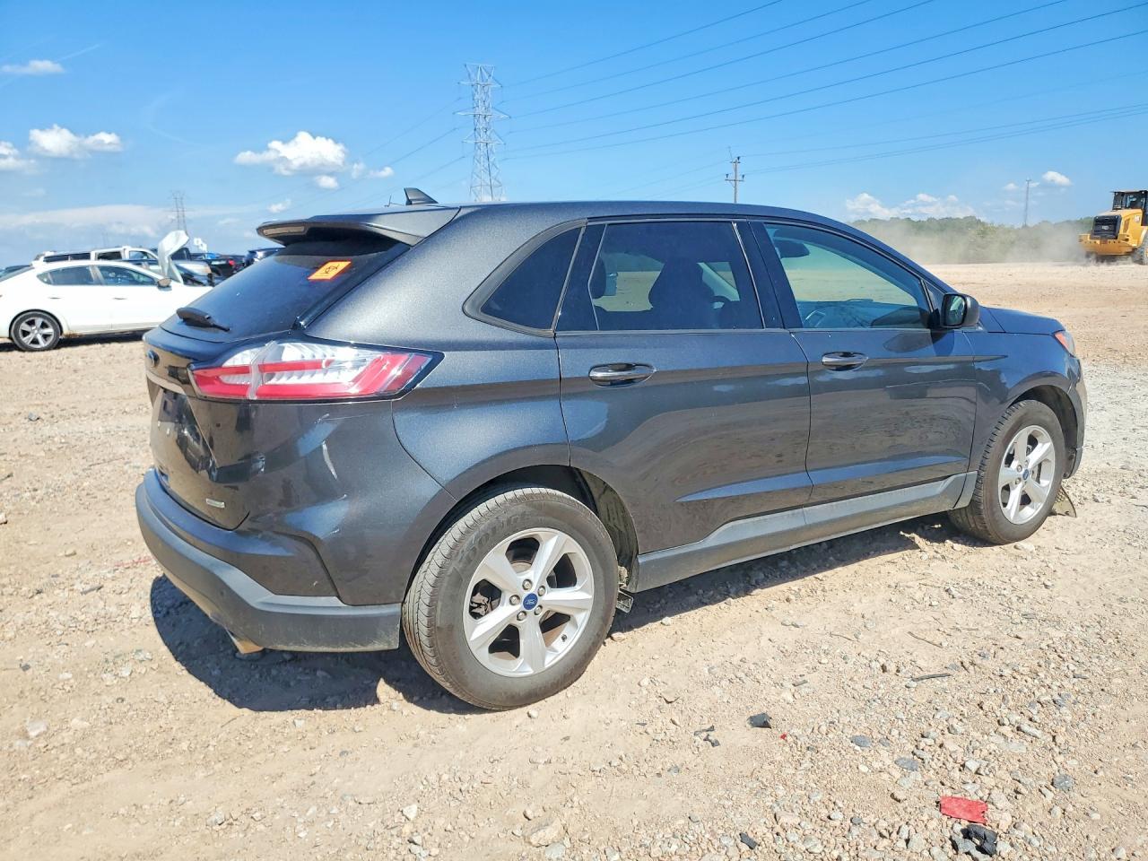 2020 Ford Edge Se - Фото 3