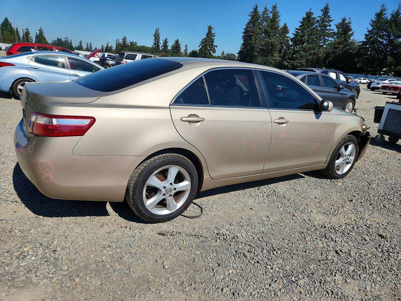 2007 Toyota Camry Le - Image 3