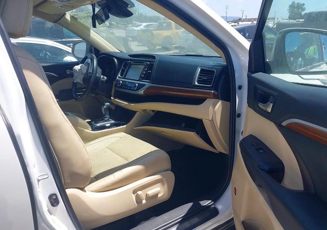 2019 Toyota Highlander Hybrid Limited Platinum - Фото 5