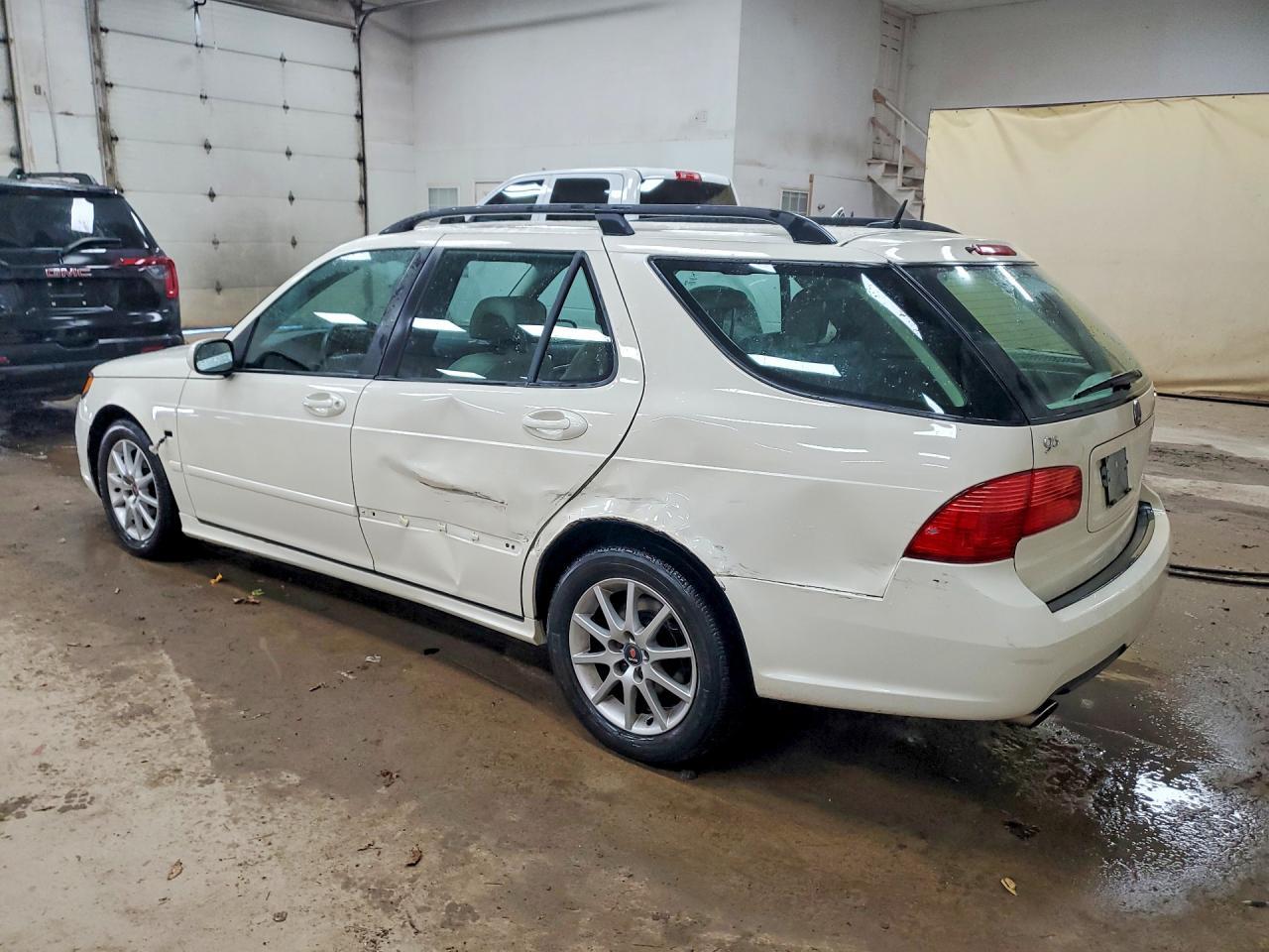 2008 Saab 9-5 2.3T - Image 2