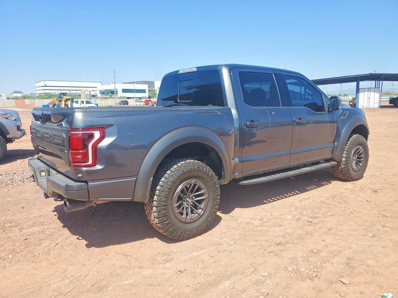 2020 Ford F150 Raptor - Фото 3