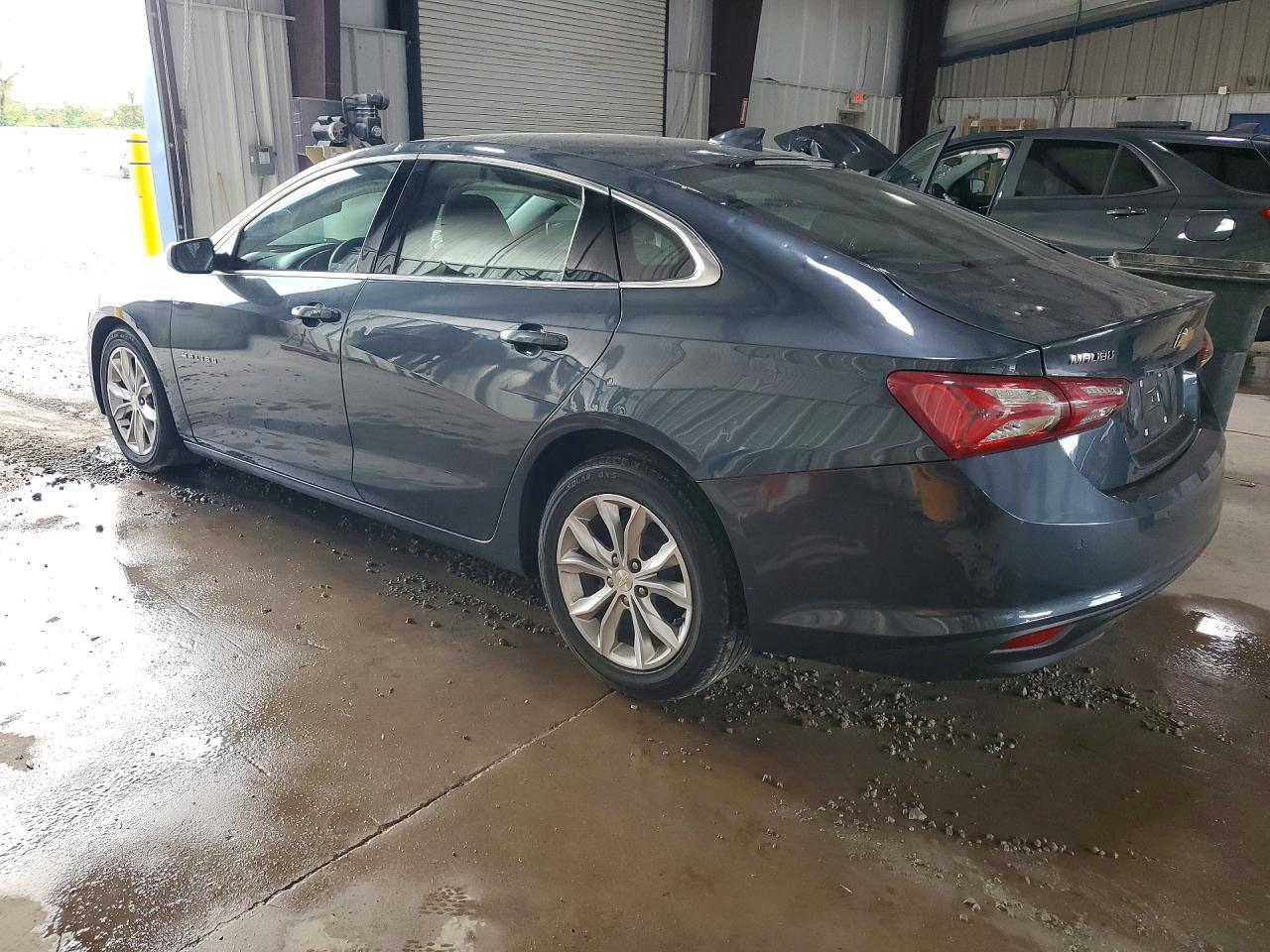 2021 Chevrolet Malibu Lt - Image 2