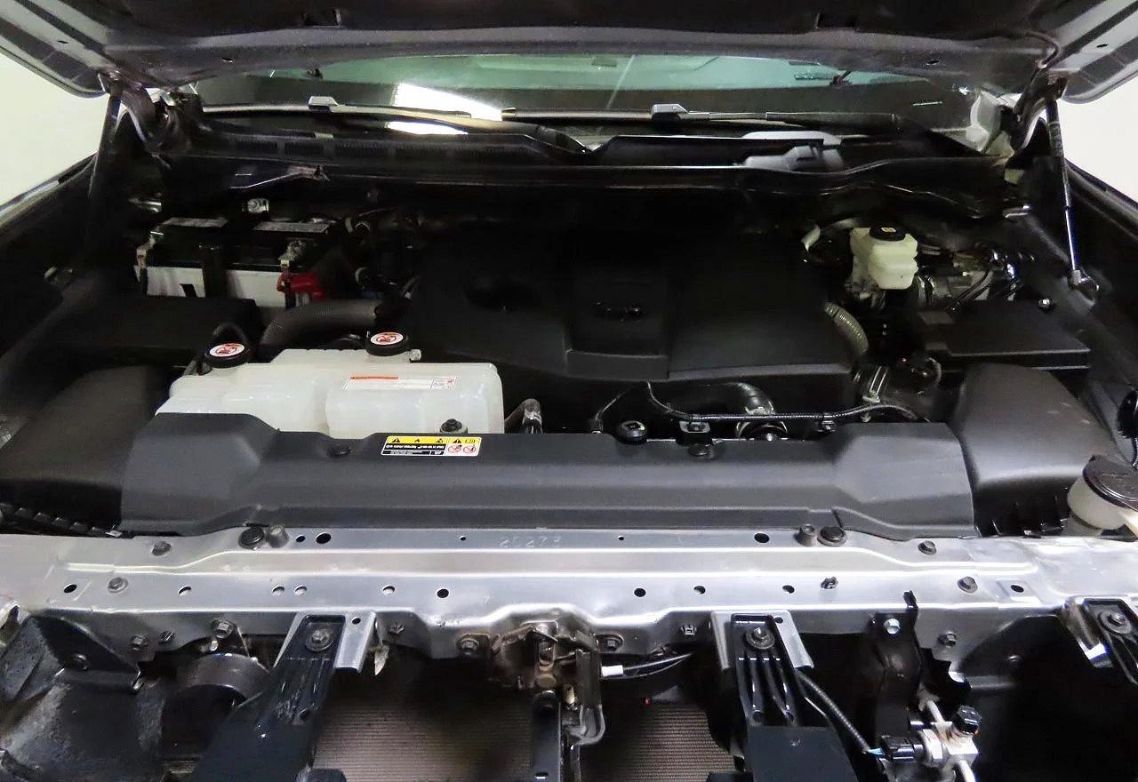 2025 Toyota Tundra Sr5 - Image 7