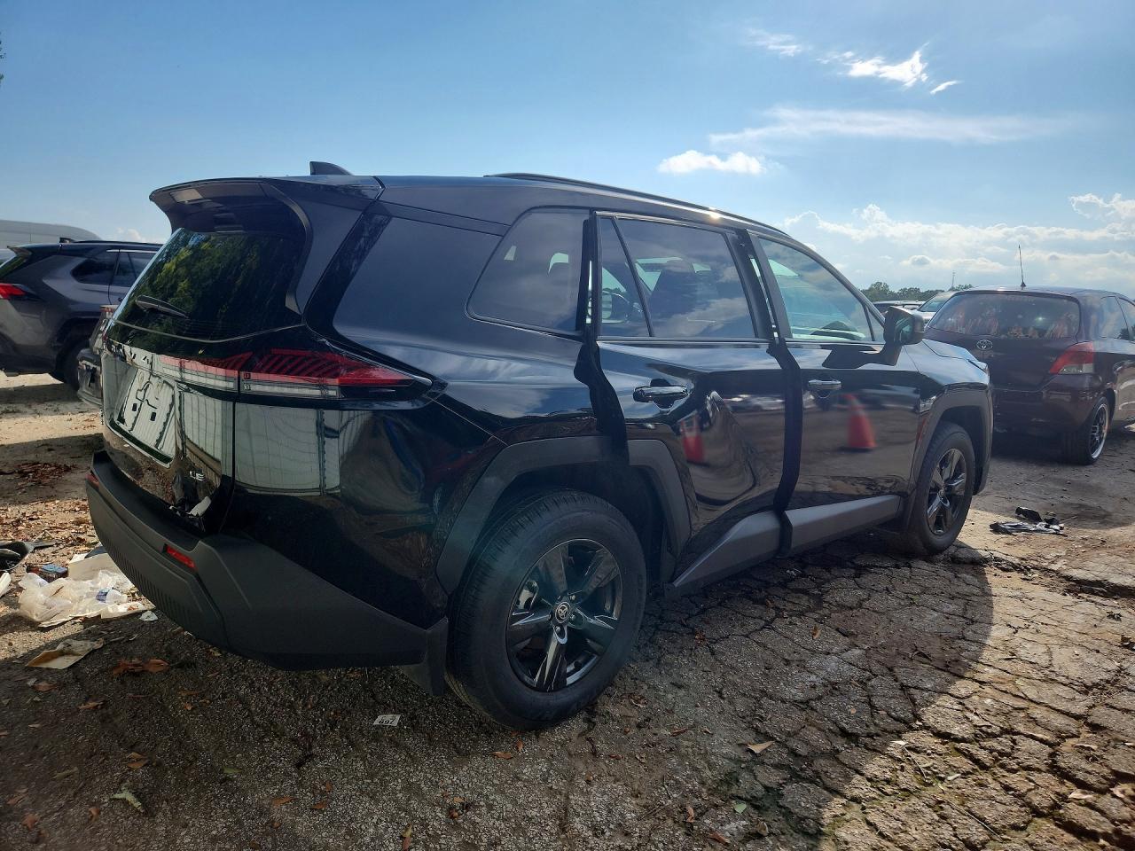 2026 Toyota Rav4 Le - Image 3