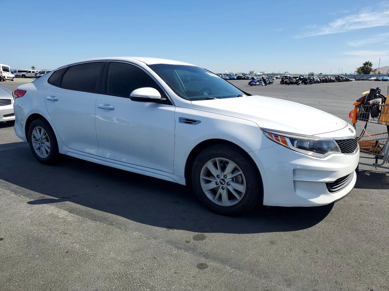 2018 Kia Optima Lx - Фото 4