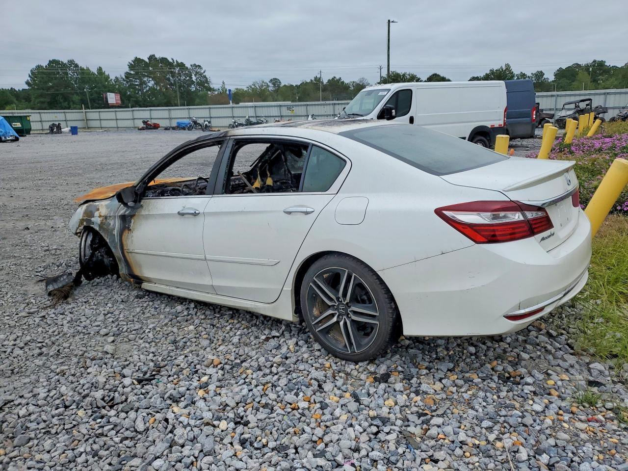 2016 Honda Accord Sport - Фото 2