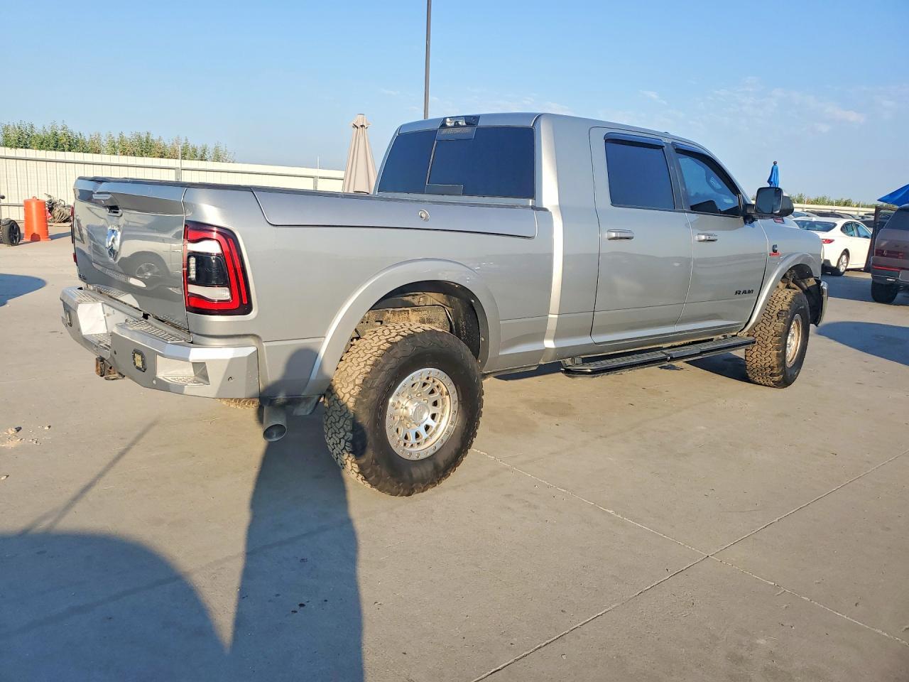 2022 Ram 2500 Laramie - Фото 3