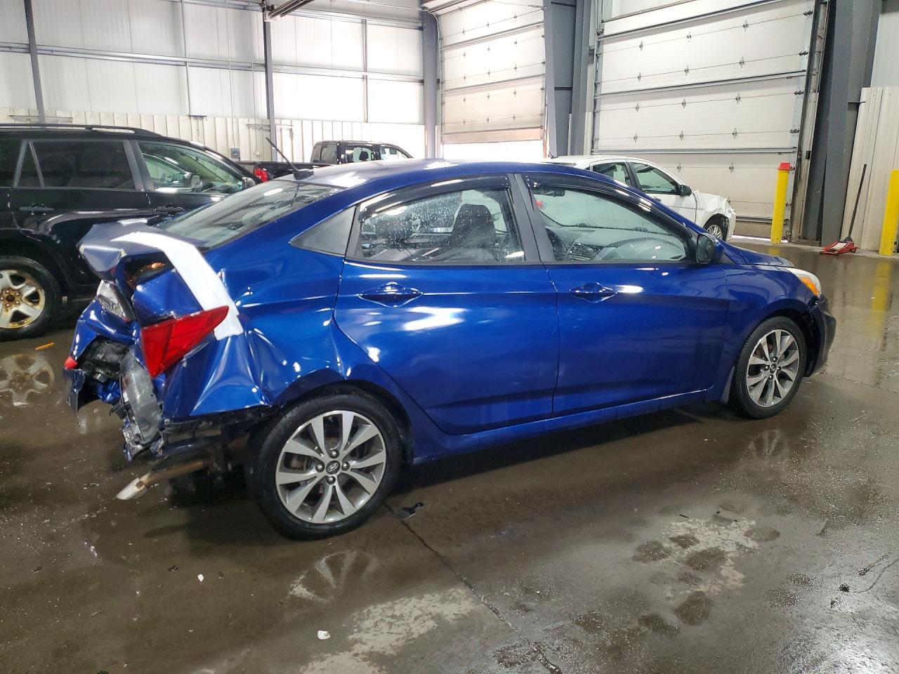 2015 Hyundai Accent Gls - Фото 3