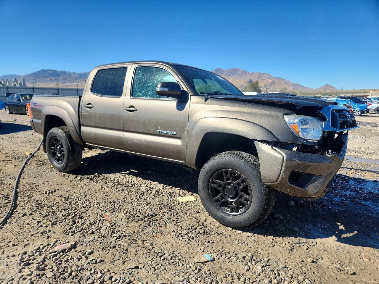 2014 Toyota Tacoma V6 - Image 4