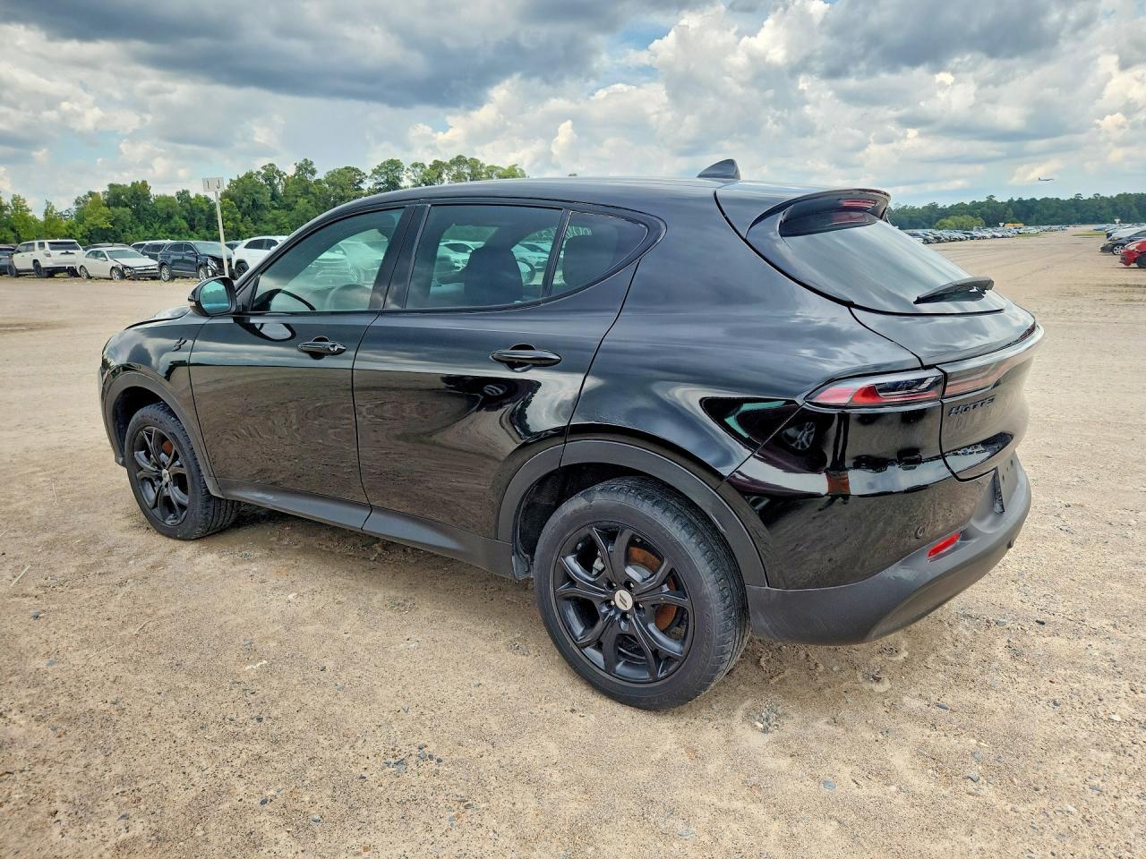 2024 Dodge Hornet Gt - Image 2
