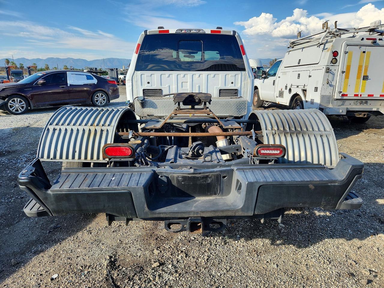 2023 Ford F350 Super Duty - Фото 6