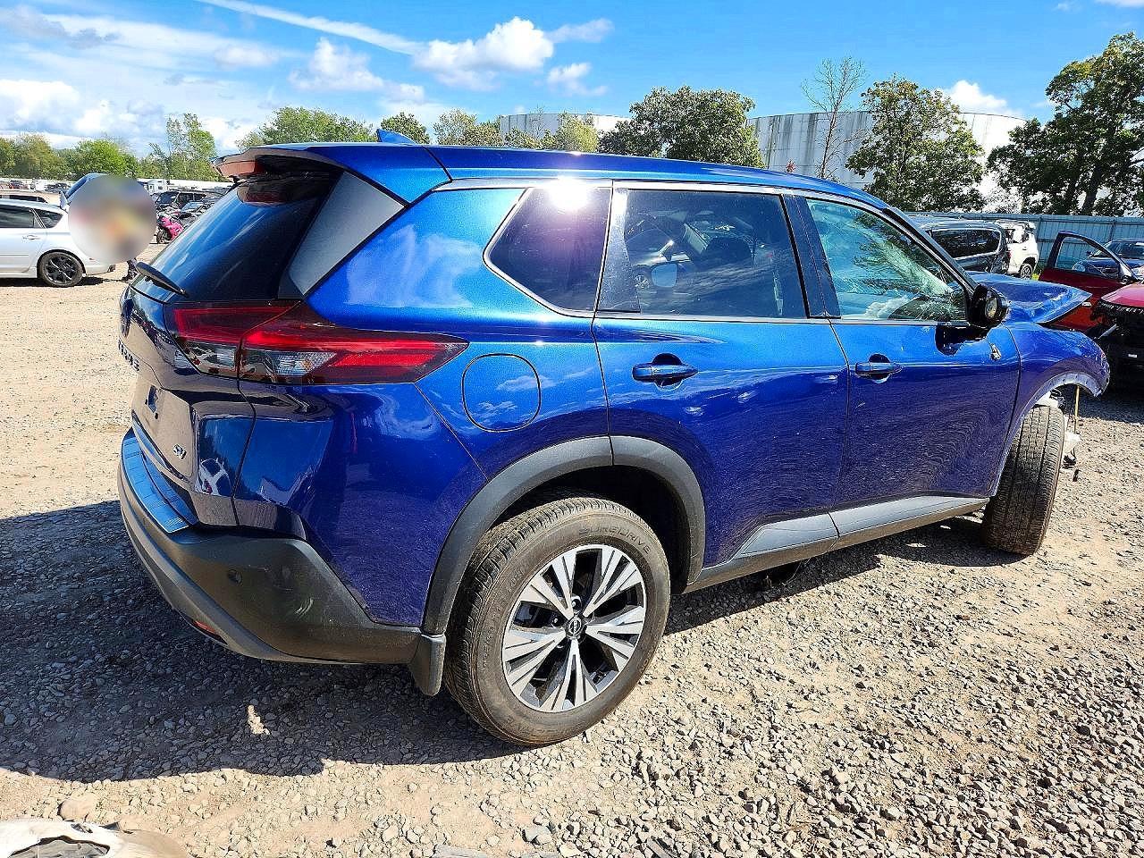 2023 Nissan Rogue Sv - Image 3