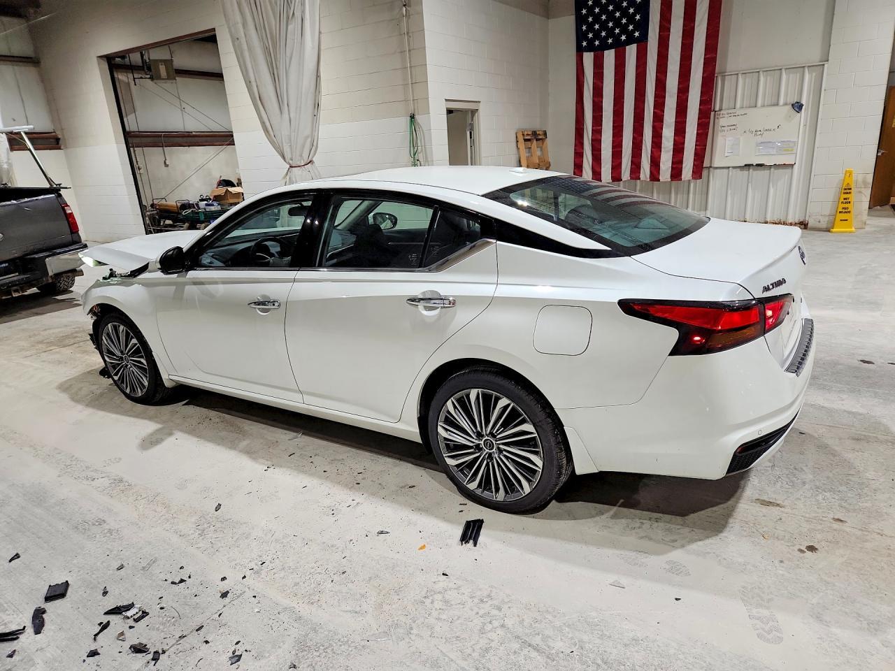 2023 Nissan Altima Sl - Фото 2