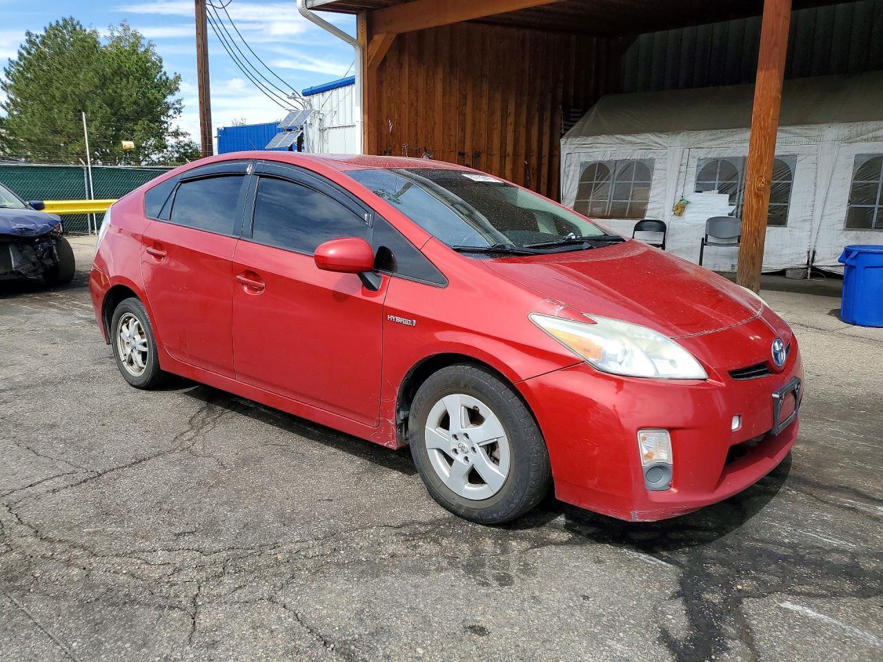 2011 Toyota Prius Two - Фото 4