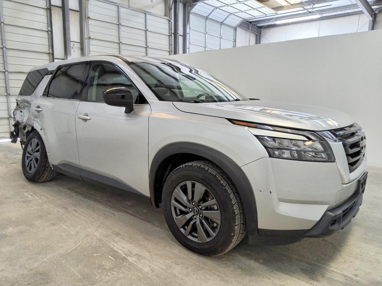 2023 Nissan Pathfinder S - Фото 4