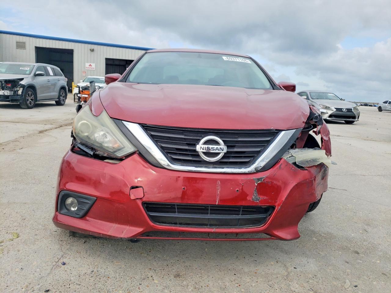 2016 Nissan Altima 2.5 Sr - Image 5