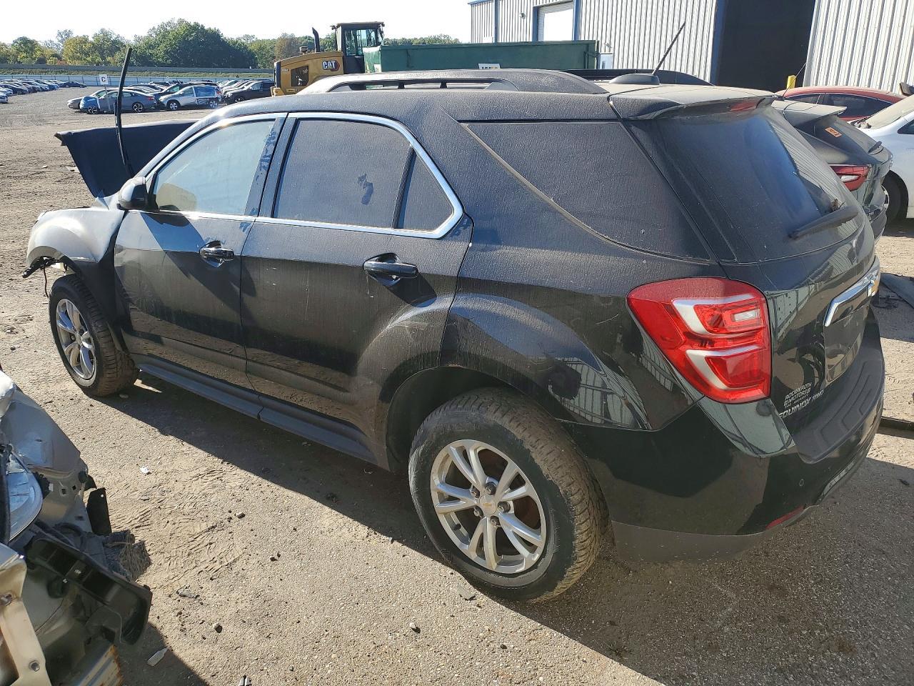 2017 Chevrolet Equinox Lt - Image 2