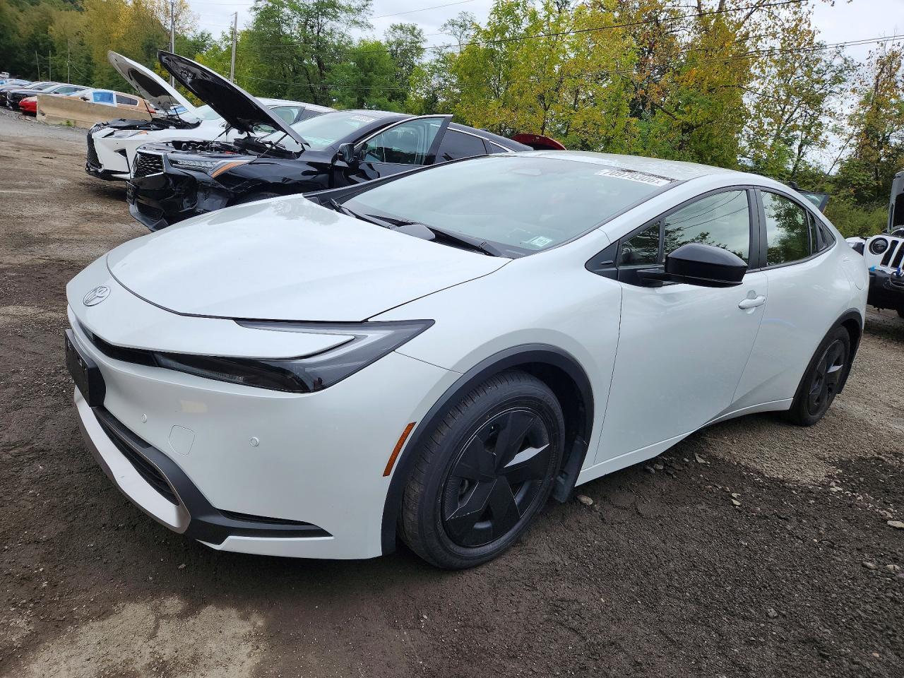 2025 Toyota Prius Plug-In Hybrid Se
