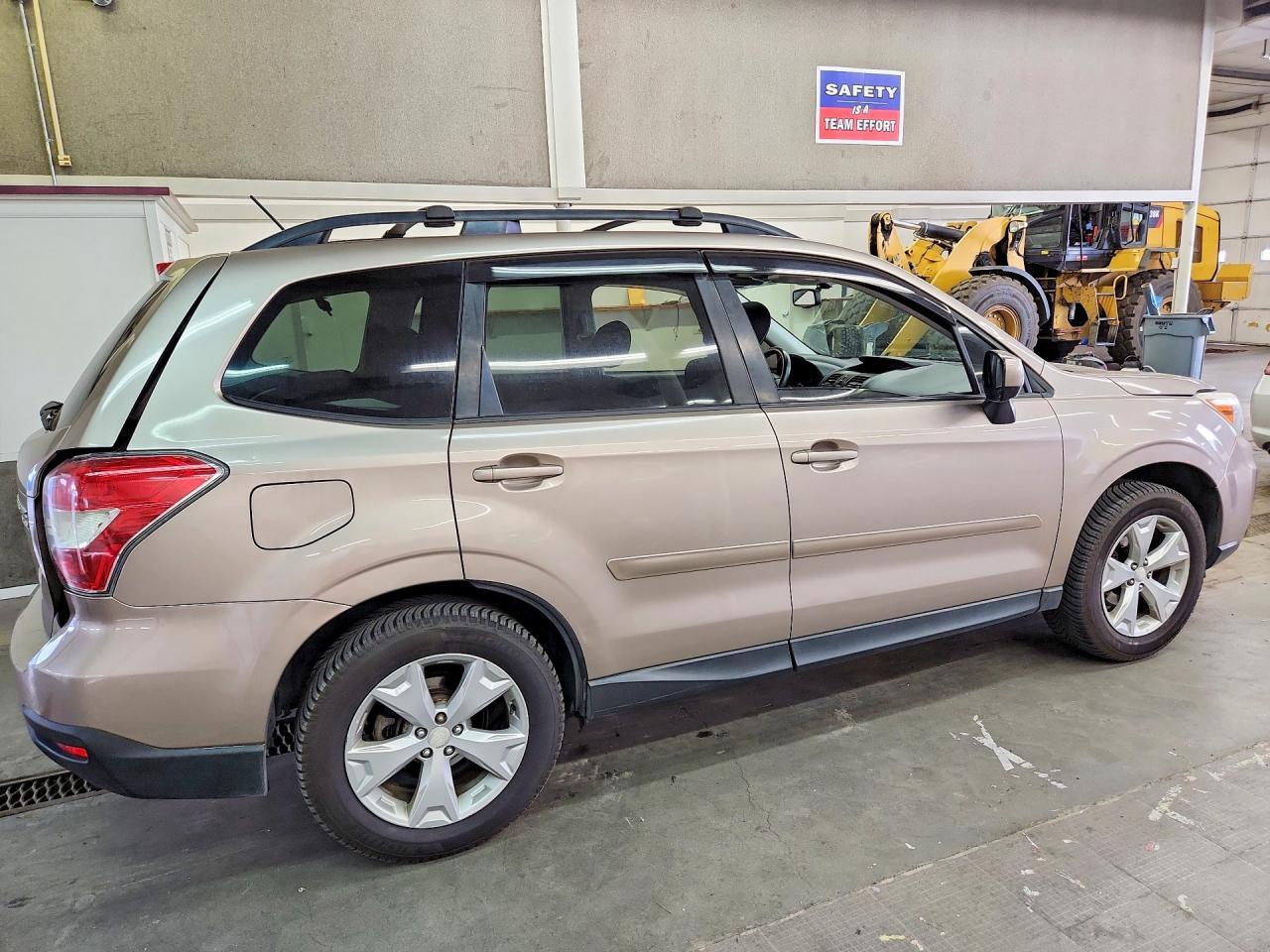 2015 Subaru Forester 2.5I Premium - Image 3