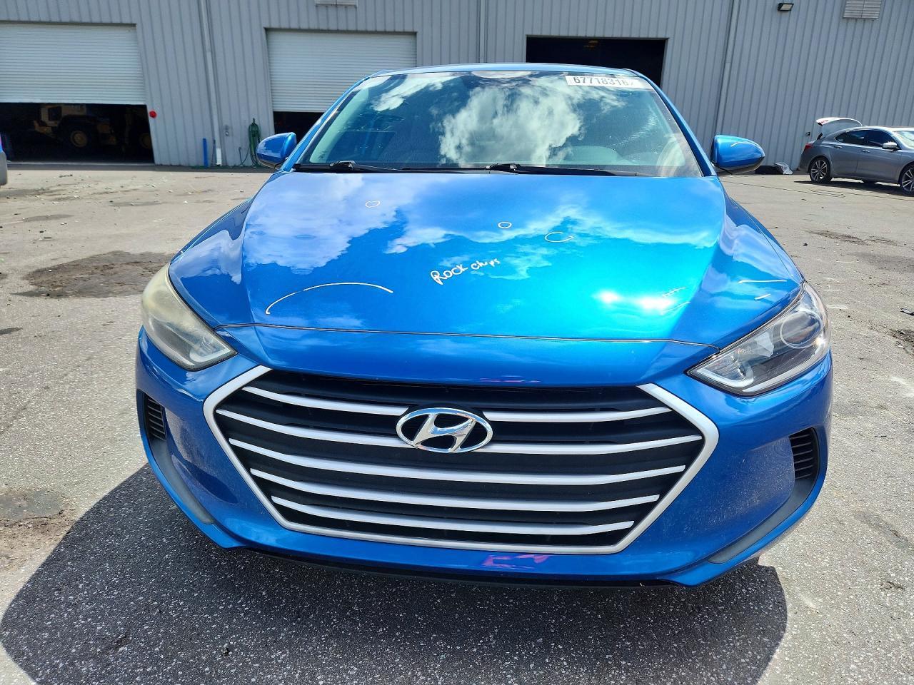 2017 Hyundai Elantra Se - Image 5