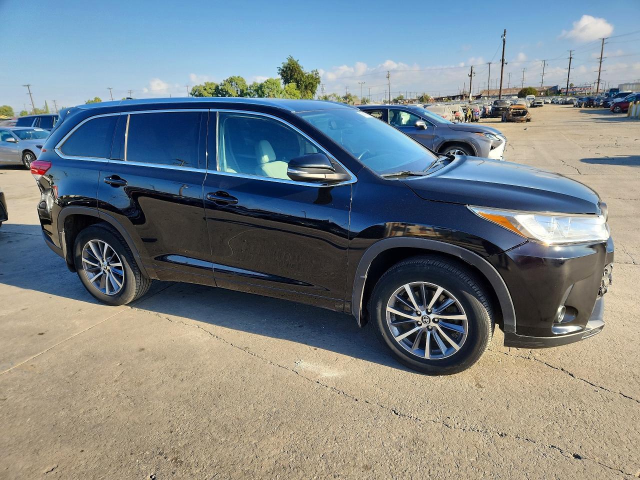 2018 Toyota Highlander Xle - Image 4