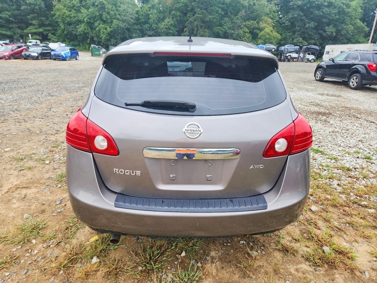 2011 Nissan Rogue S - Фото 6