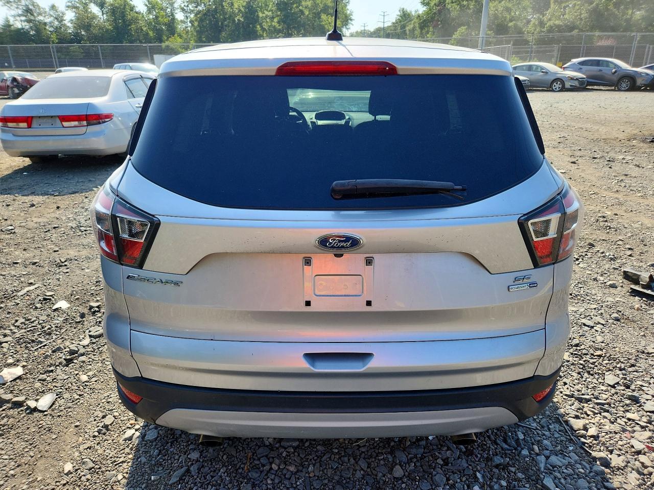 2017 Ford Escape Se - Фото 6