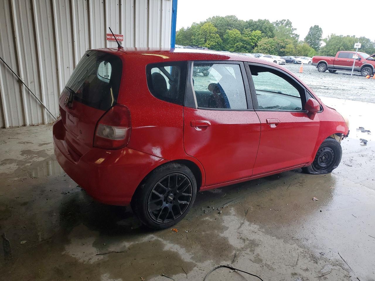 2008 Honda Fit - Image 3