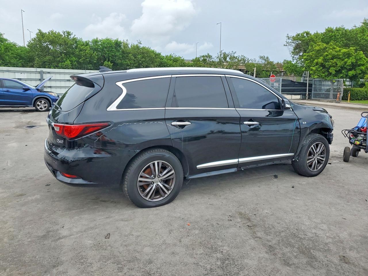 2018 Infiniti Qx60 Base - Фото 3