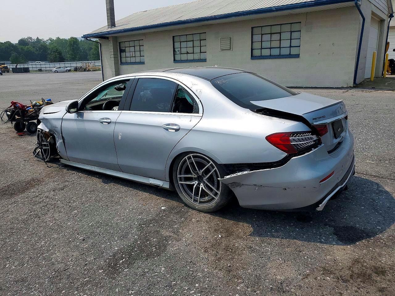 2021 Mercedes-Benz E Amg 53 4Matic - Фото 2