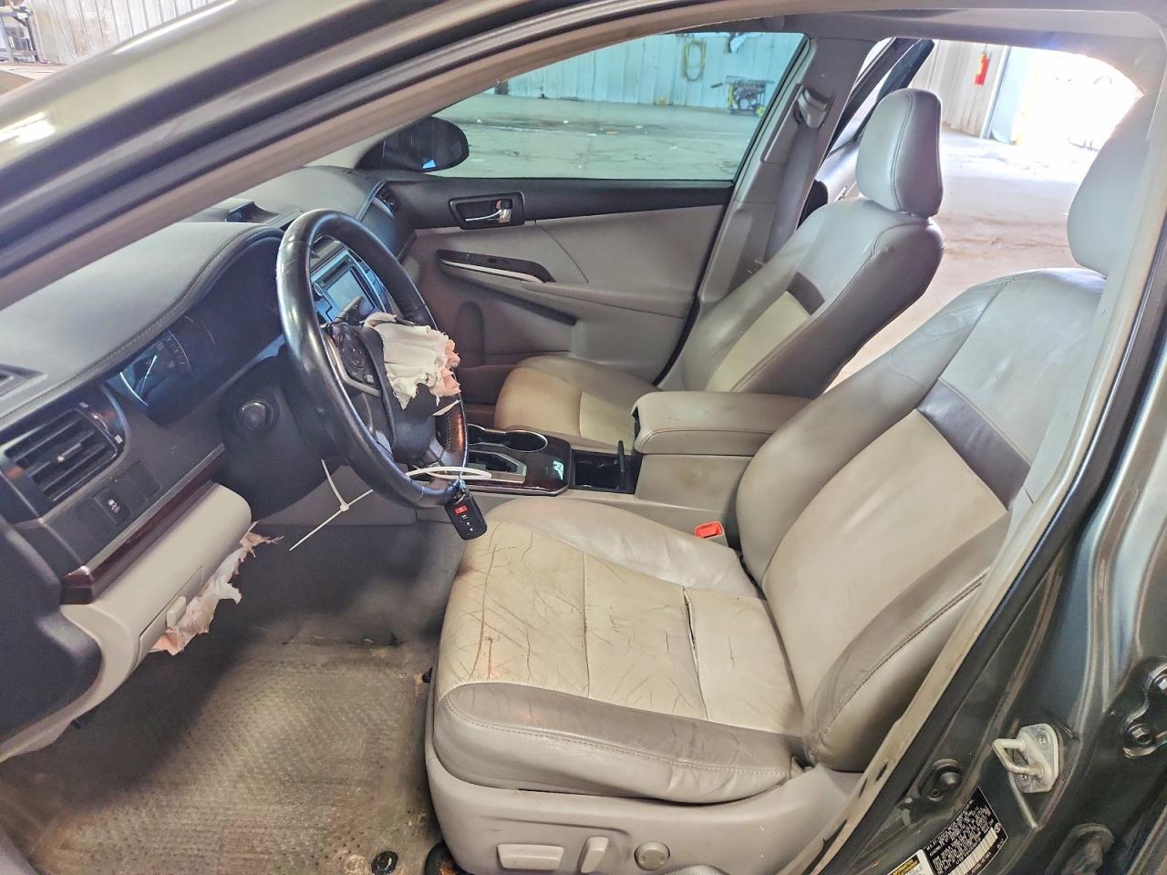 2012 Toyota Camry Xle - Image 7