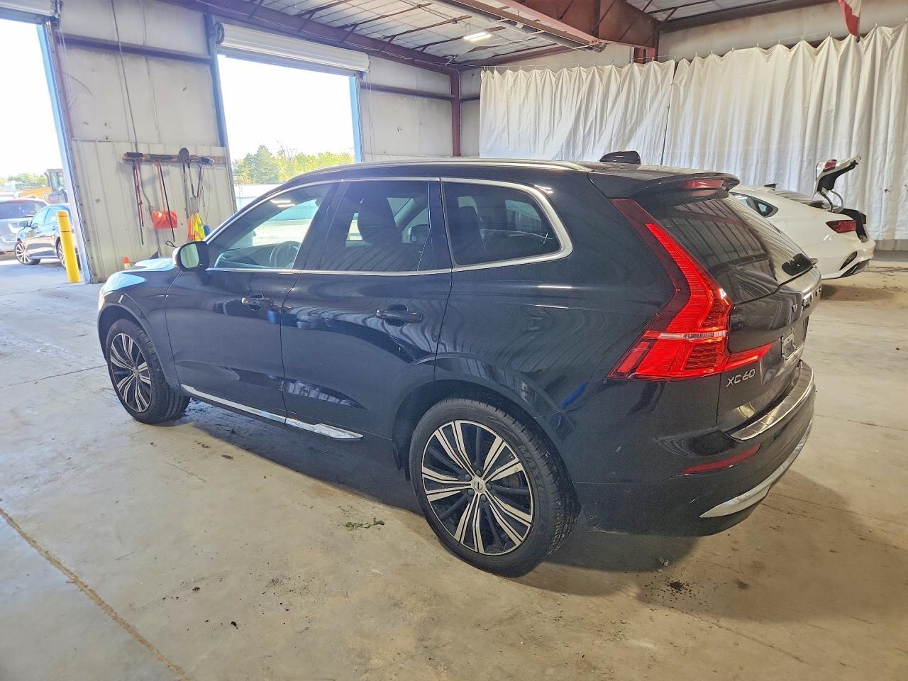 2023 Volvo Xc60 Plus - Фото 2