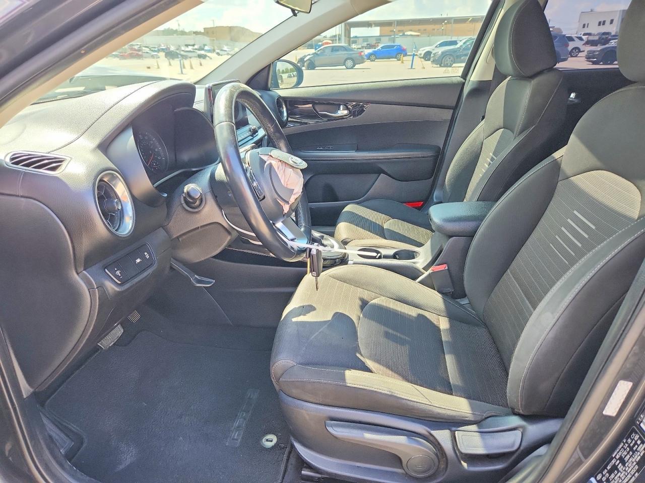 2019 Kia Forte S - Фото 7