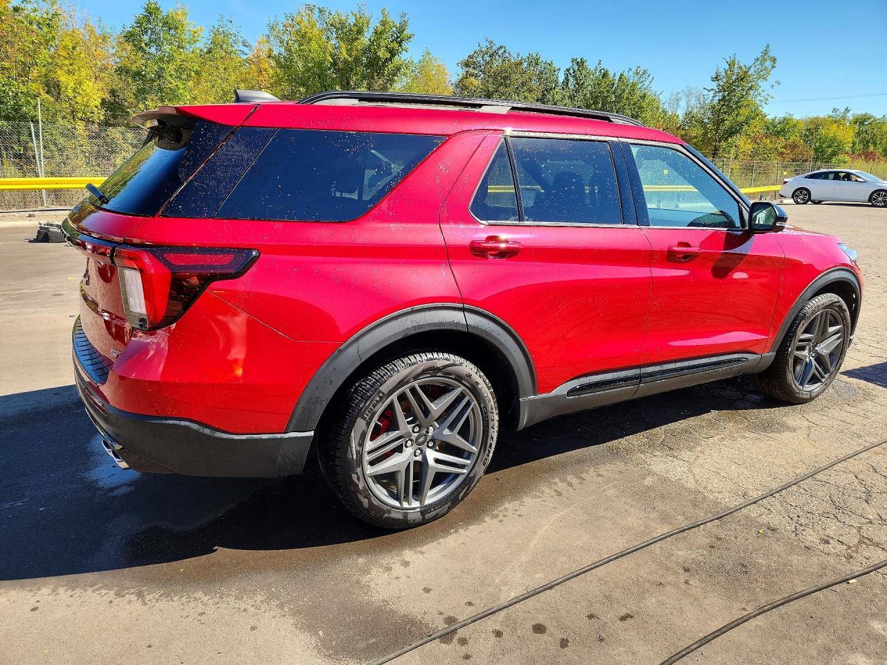 2026 Ford Explorer St - Фото 3