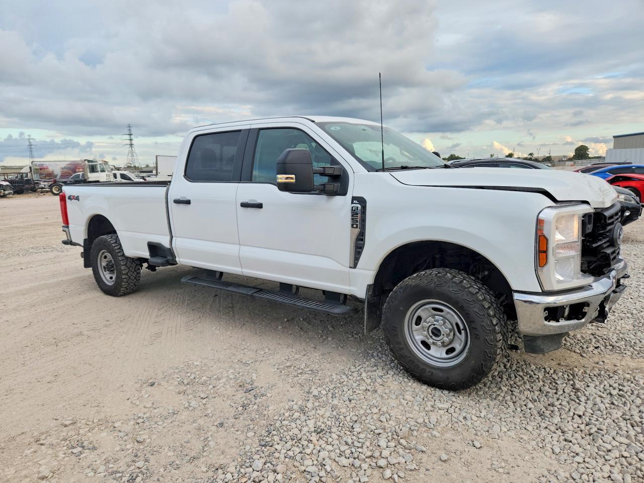 2026 Ford F250 Super Duty - Фото 4