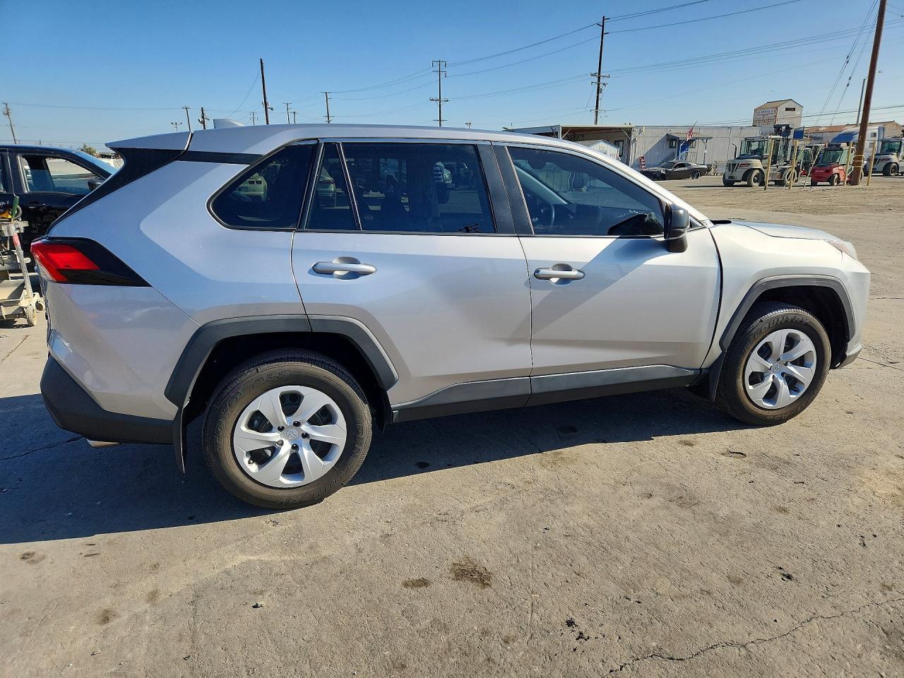 2024 Toyota Rav4 Le - Фото 3
