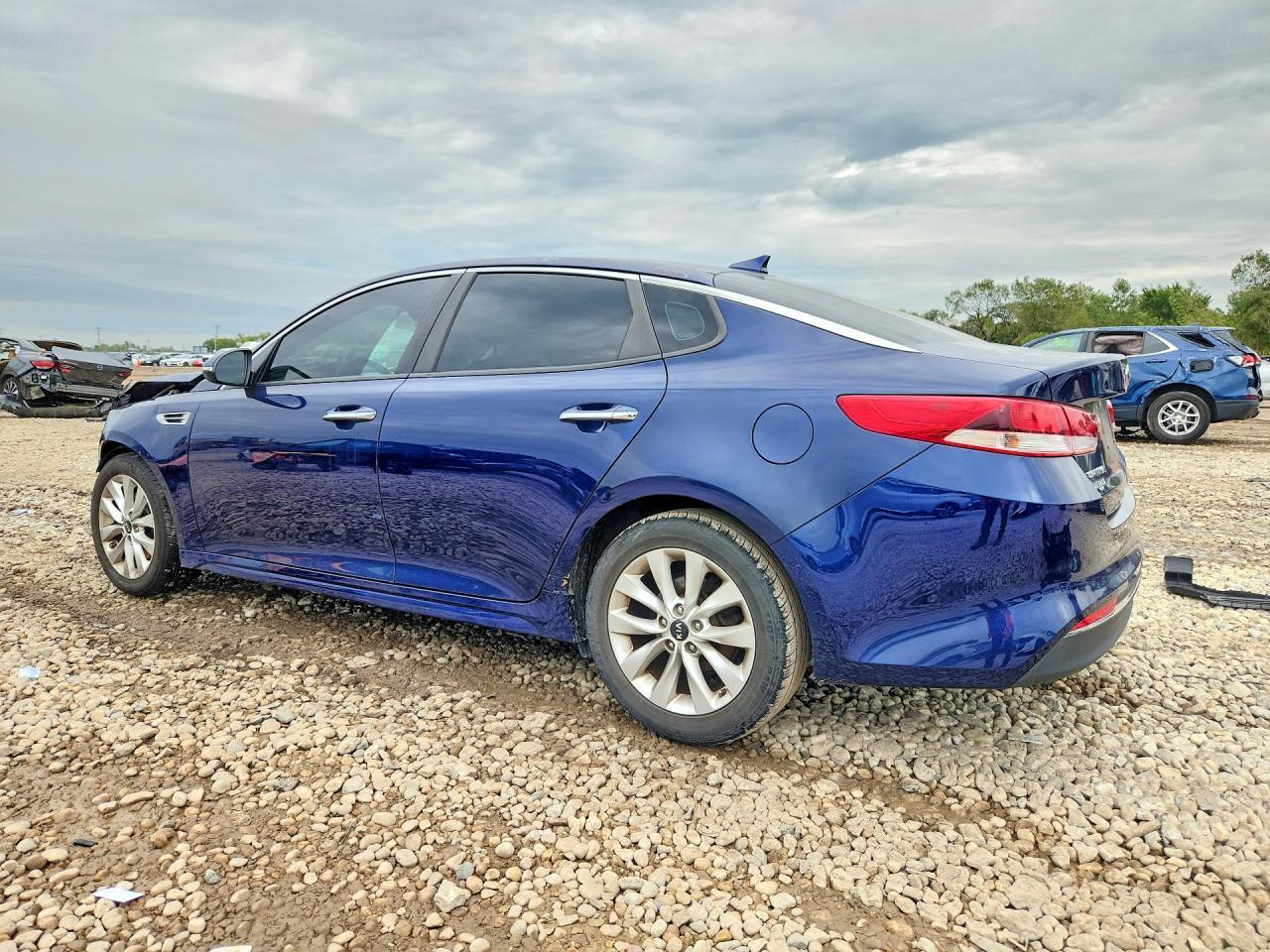 2018 Kia Optima Lx - Фото 2