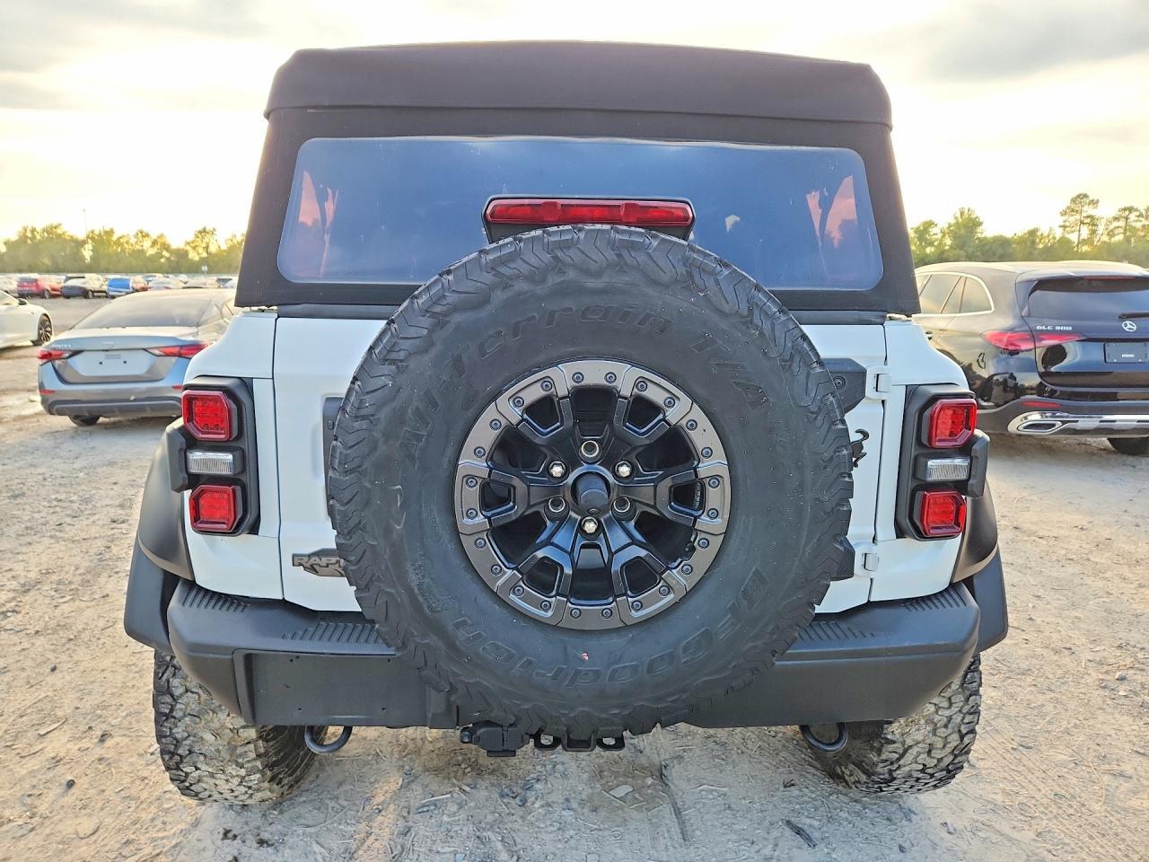 2023 Ford Bronco Raptor - Image 6