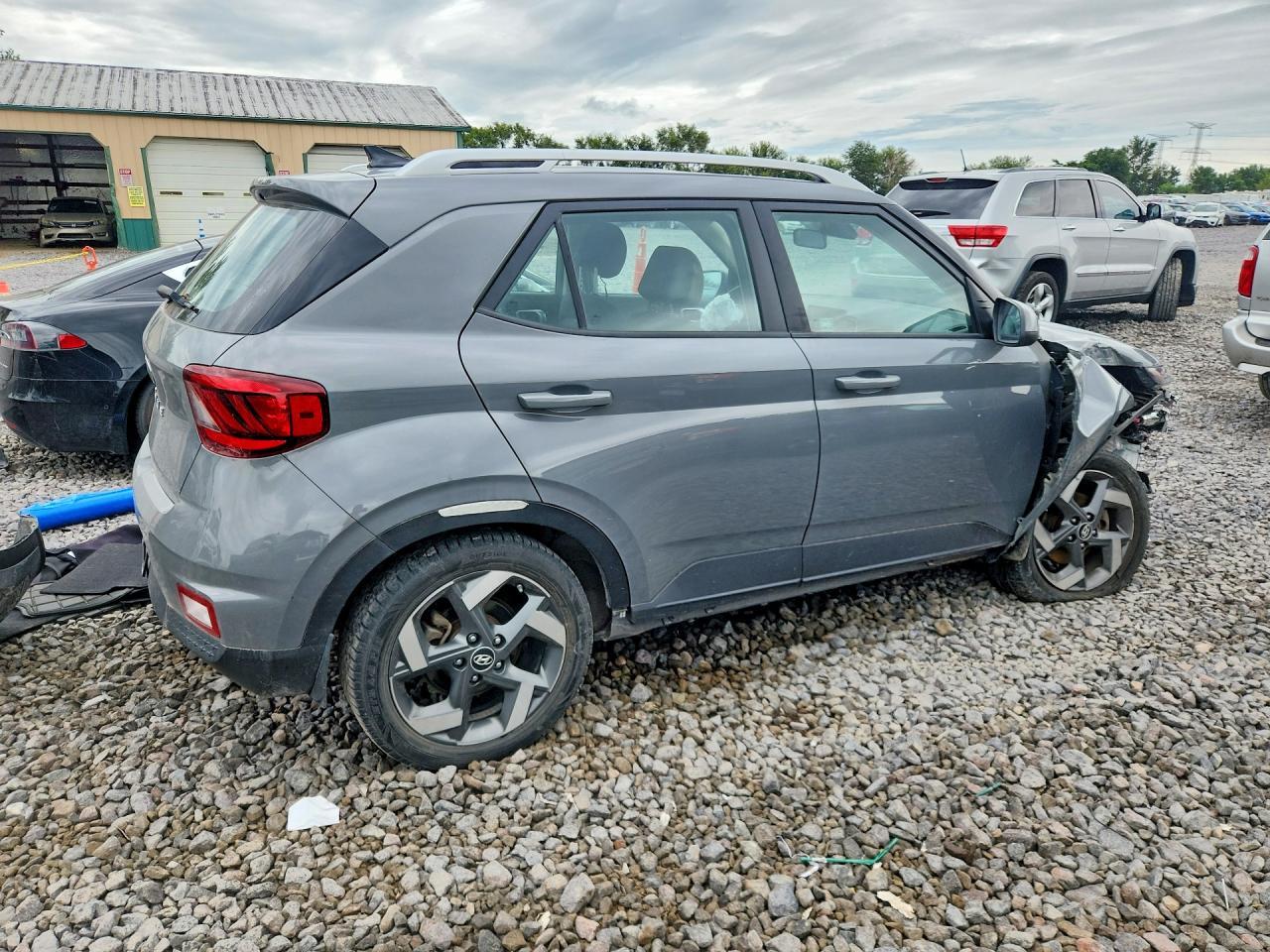 2021 Hyundai Venue Sel - Фото 3