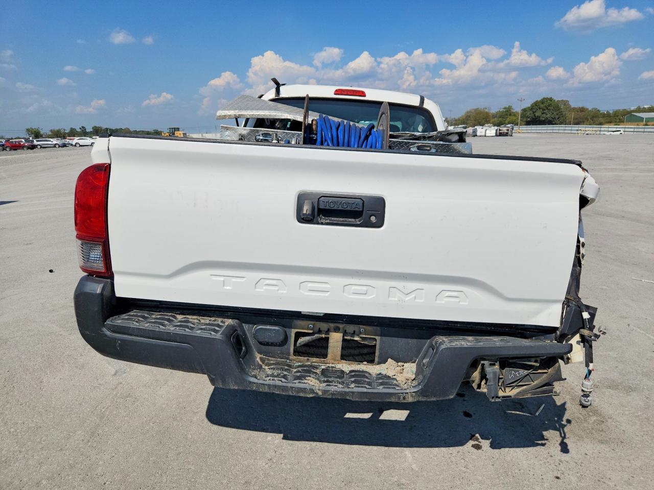 2018 Toyota Tacoma Sr - Image 6