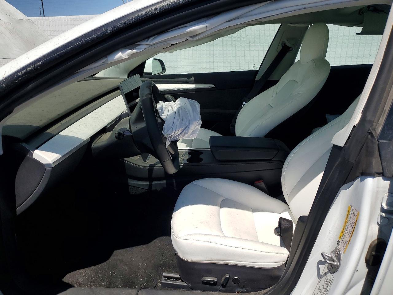 2022 Tesla Model 3 - Image 7