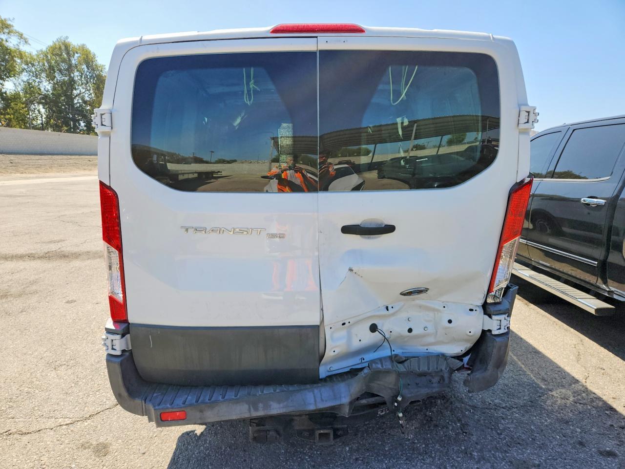 2015 Ford Transit T-150 Delivery Van - Фото 6