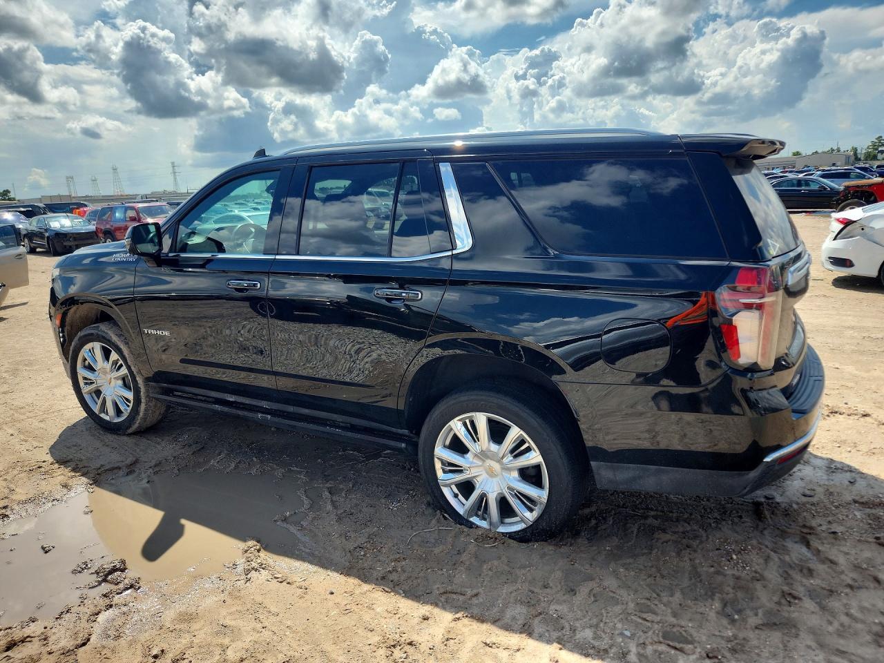 2021 Chevrolet Tahoe K1500 High Country - Image 2