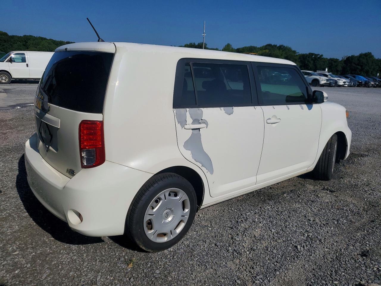 2012 Scion Xb Base - Фото 3