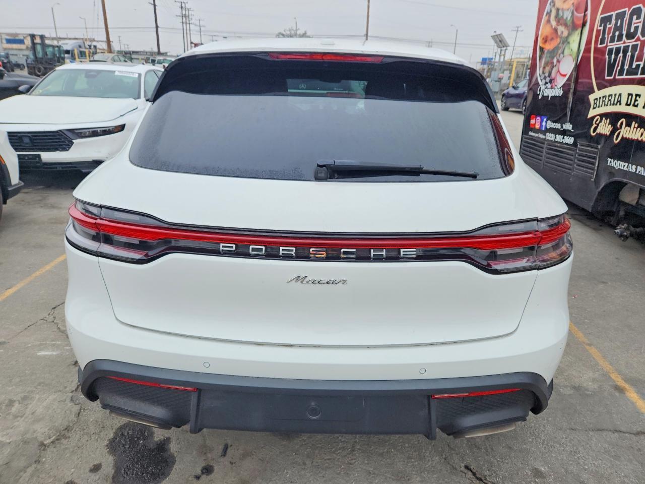 2023 Porsche Macan Base - Image 6