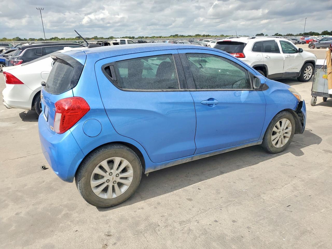 2017 Chevrolet Spark 1Lt - Image 3